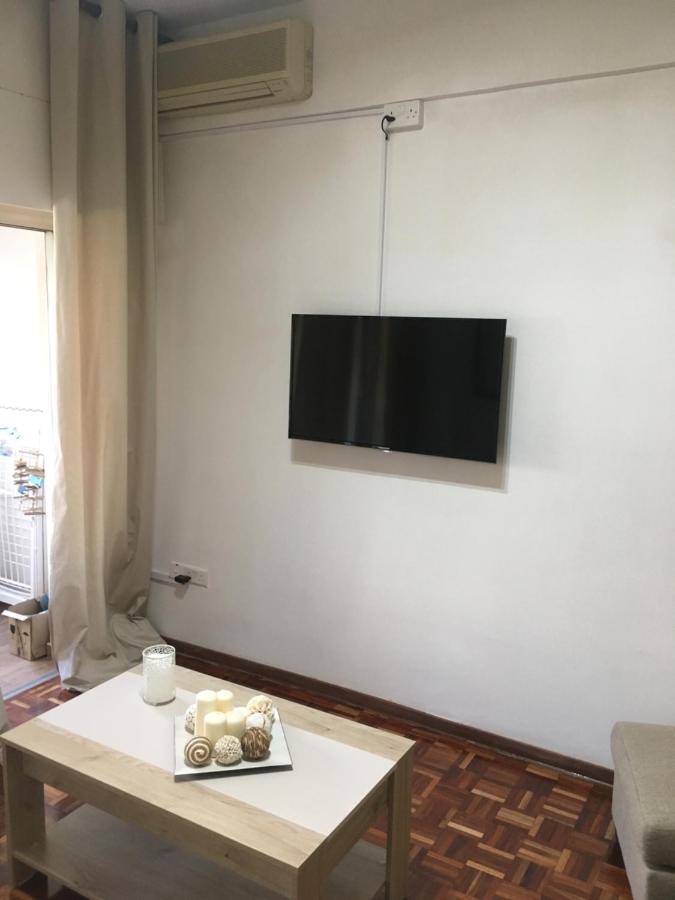 Larnaca Beach Apartment 1A Dış mekan fotoğraf