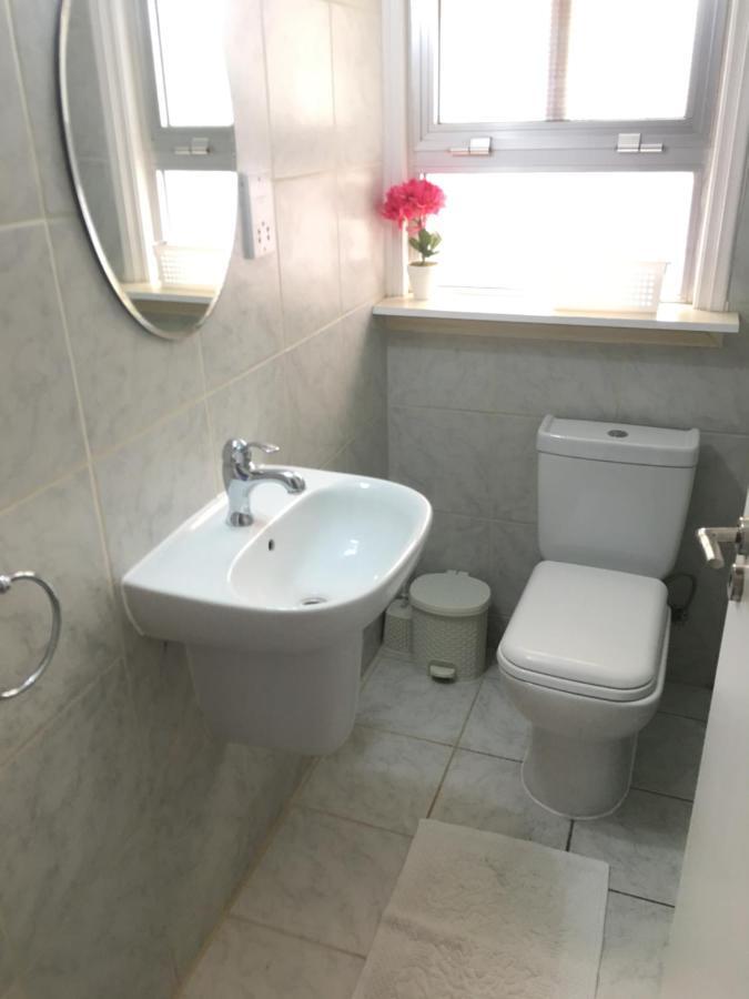 Larnaca Beach Apartment 1A Dış mekan fotoğraf