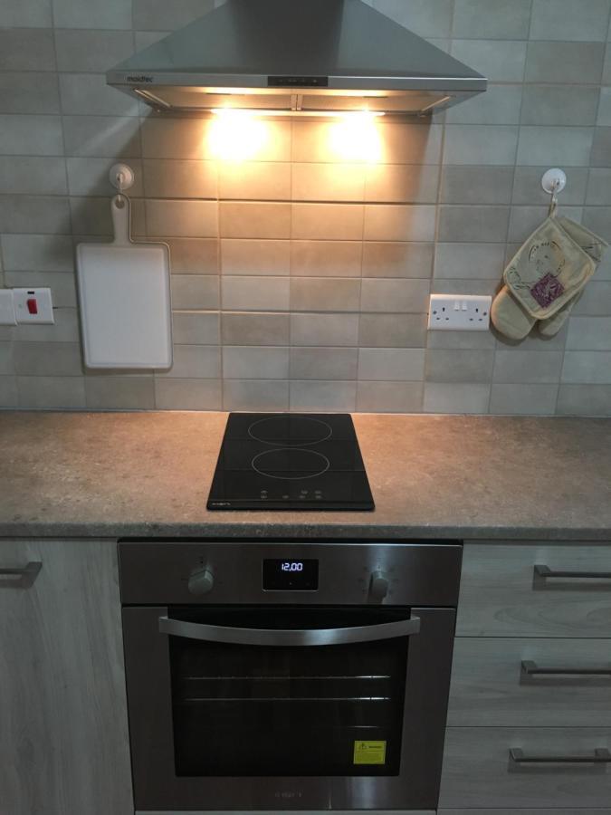 Larnaca Beach Apartment 1A Dış mekan fotoğraf